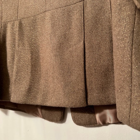 Banana Republic wool blend tailored blazer. - Picture 7 of 14